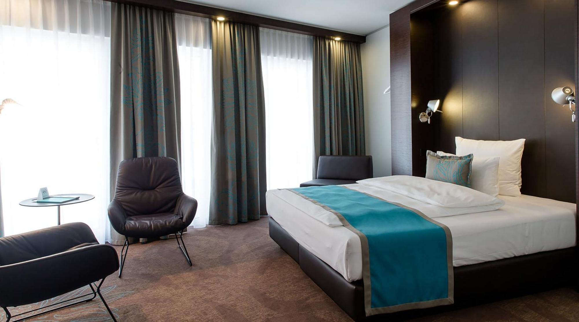 Motel One Stuttgart-Bad Cannstatt Ngoại thất bức ảnh